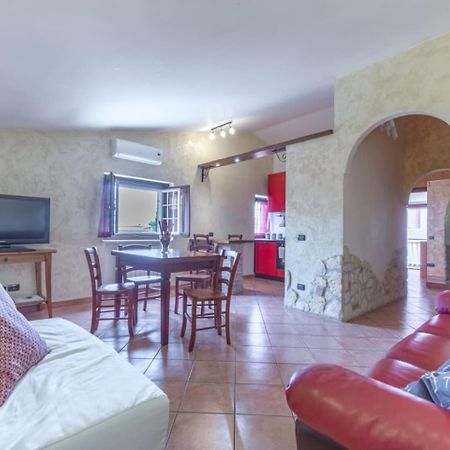 דירות צ'יאמפינו Biroli164 House מראה חיצוני תמונה